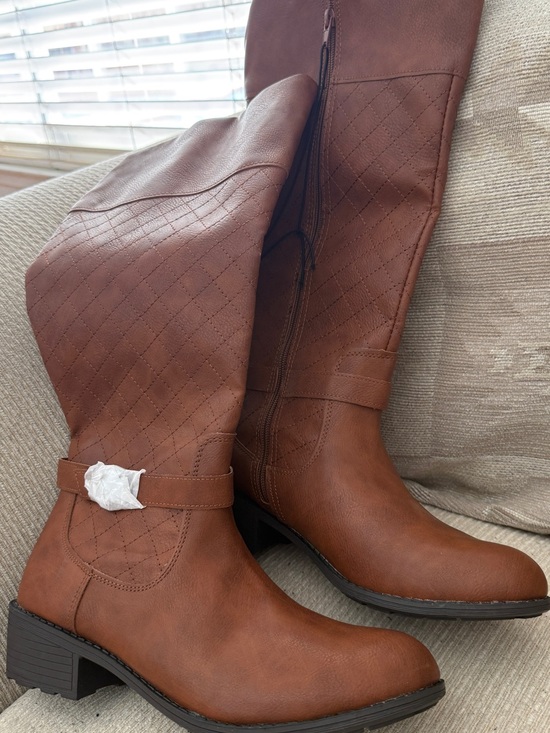 St. John's Bay Shoes - St. John’s Bay Classic Quilted Women's Boots